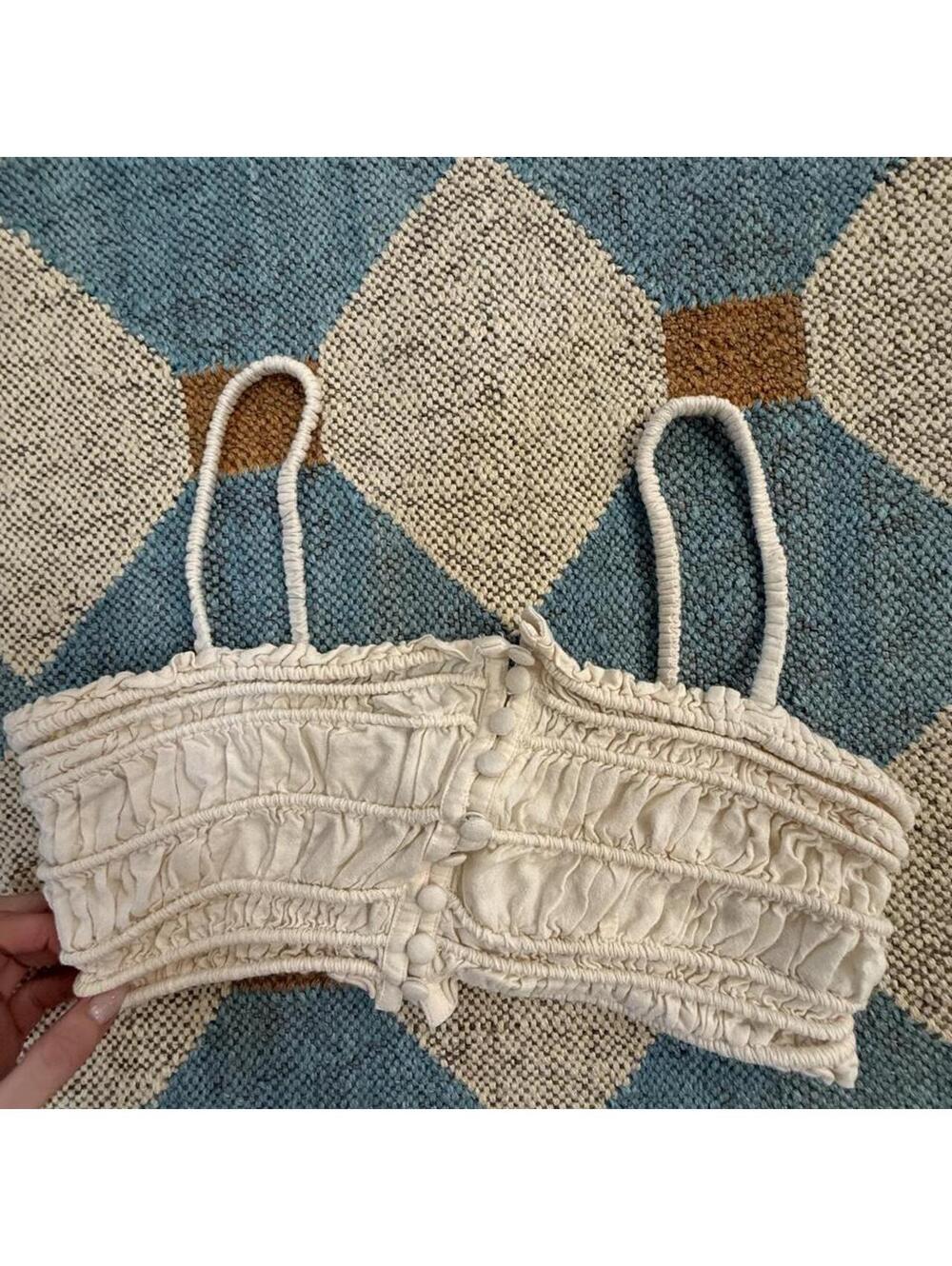 Urban outfitters cream tank crop top with adjustable straps #croptop #summer